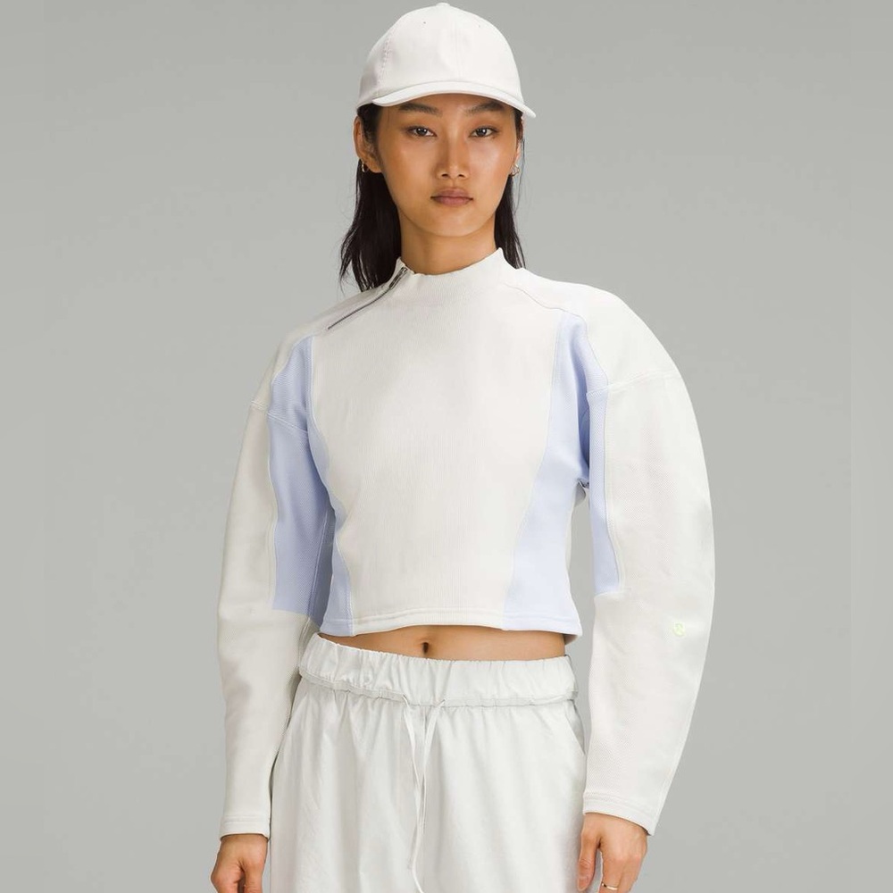 NWOT Lululemon Luxstreme Wide-Sleeve pullover